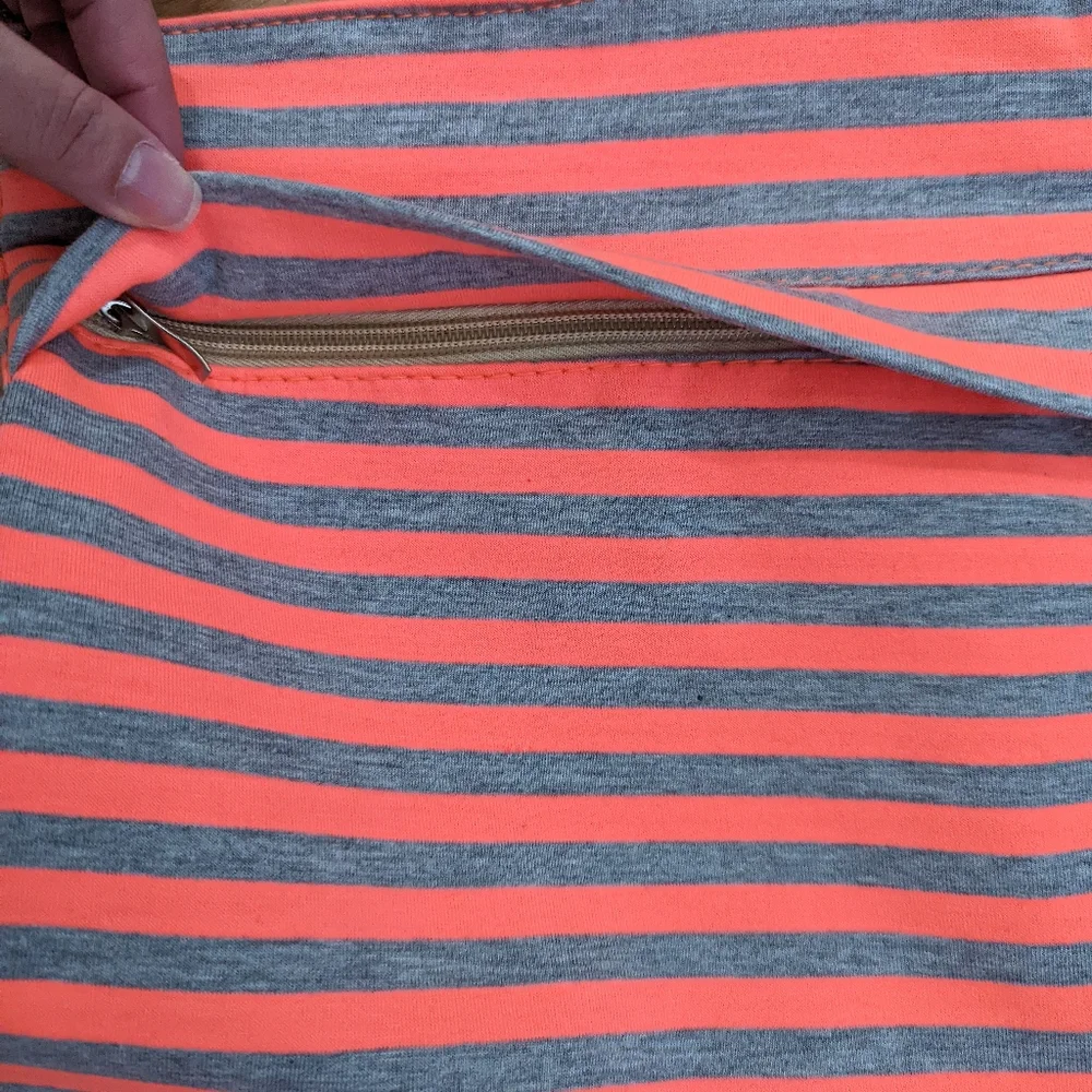4/$20 Lightweight Small Bright Coral and Gray Crossbody Bag